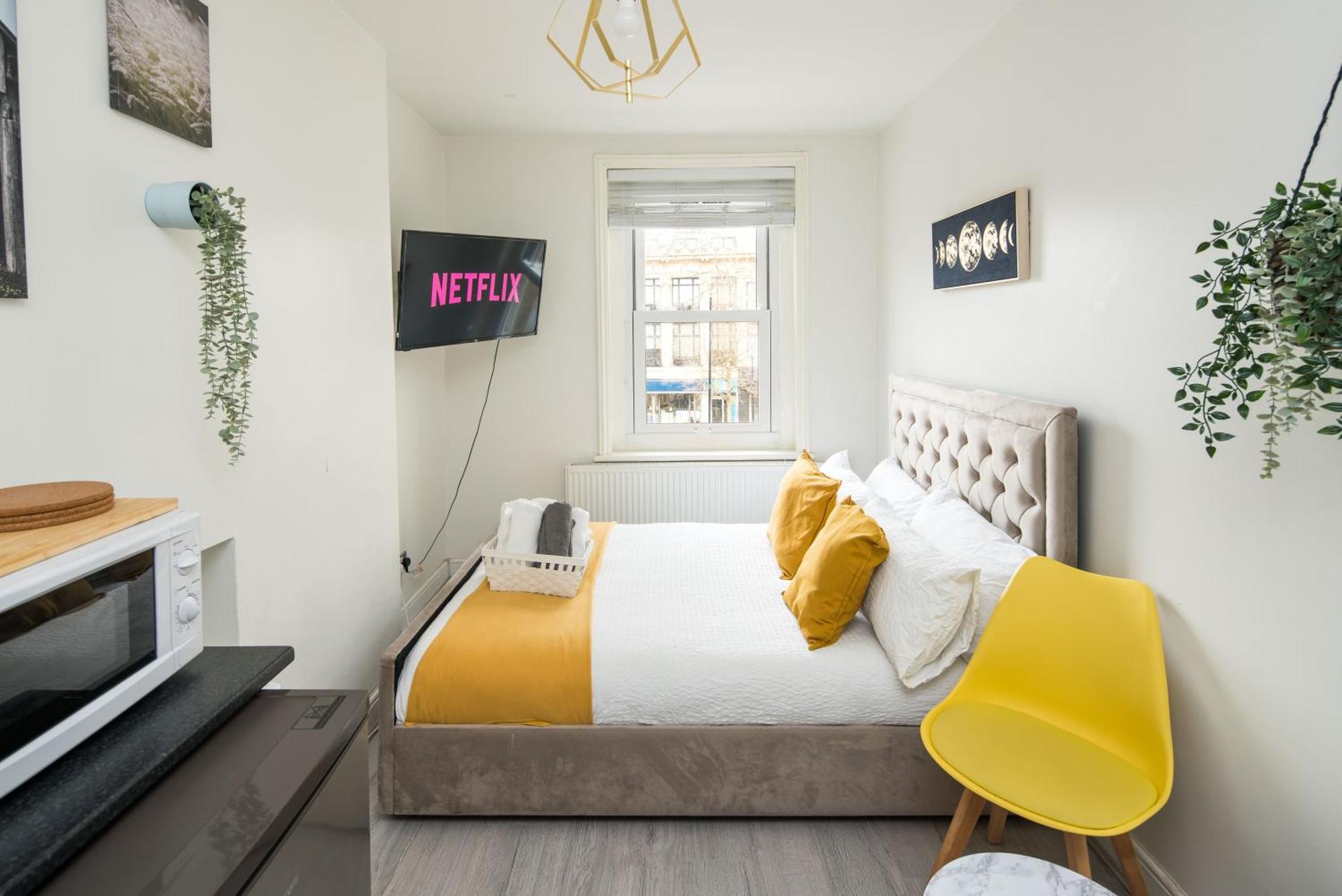 Spacious Studio For Up To 4! Sofa Bed Londres Extérieur photo