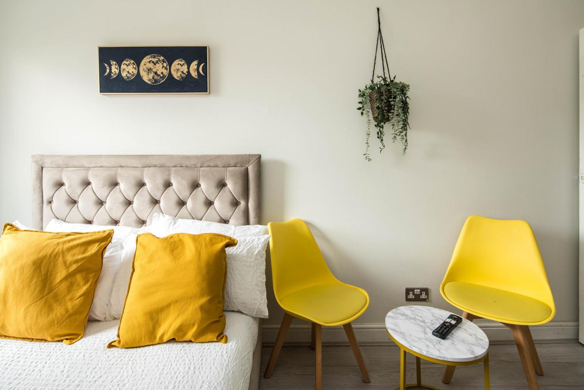 Spacious Studio For Up To 4! Sofa Bed Londres Extérieur photo
